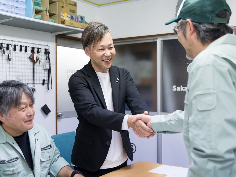 協力会社との打ち合わせ